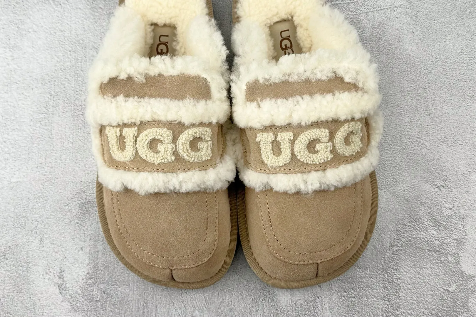 🐲💰 520 Terminal Store UGG W Classic Disquette Sand Color Item Number: 1115059-SNDB Size: 35 36 36.5 37.5 38 38.5 39 40